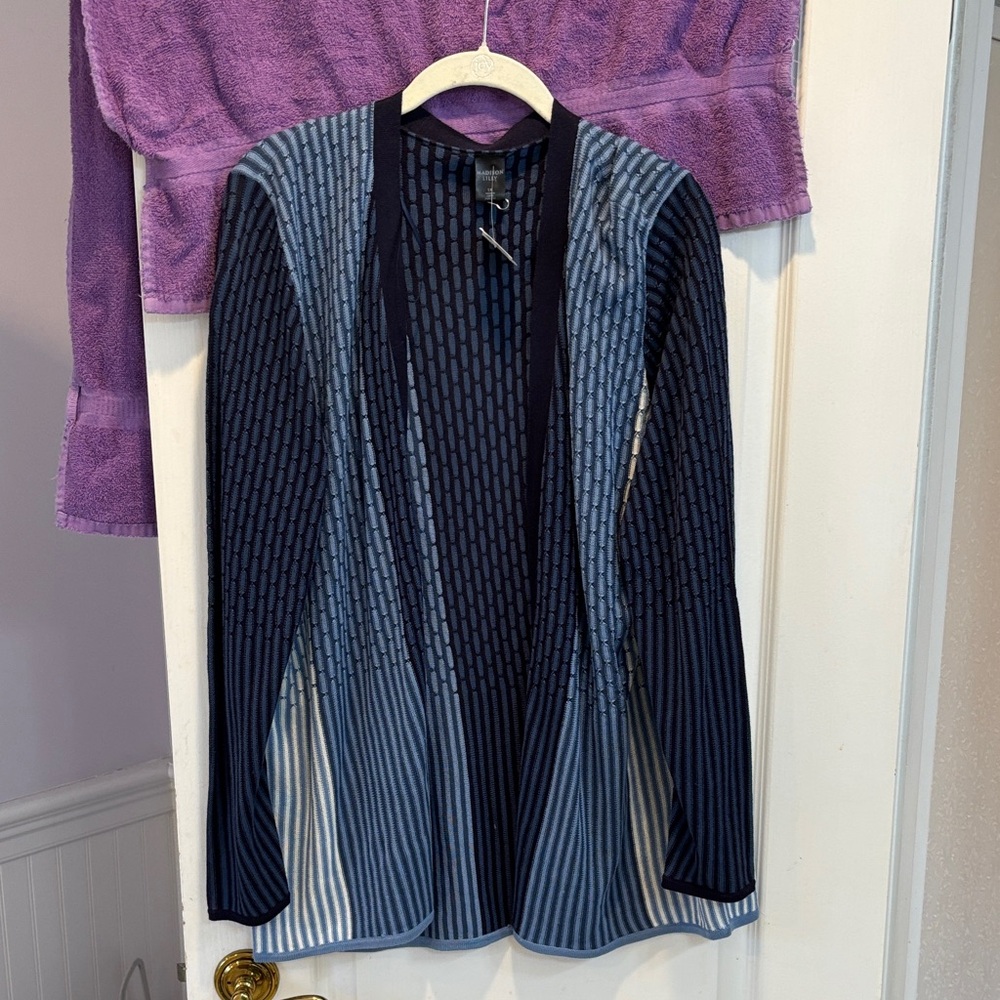 NWT Elegant Navy Open Women's Cardigan